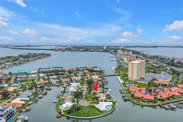 Image No.5-3 Bed Property for sale