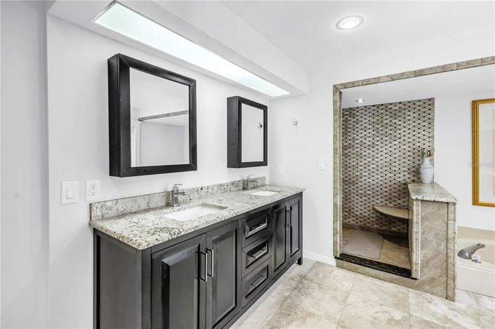 Image No.53-3 Bed Property for sale