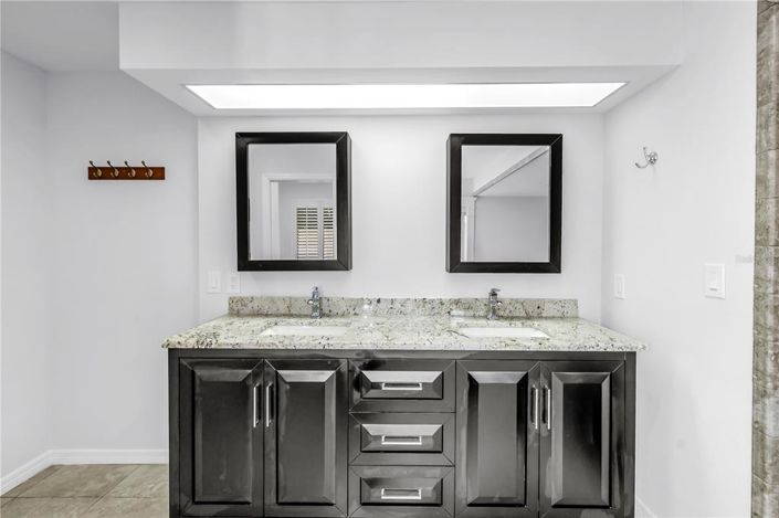 Image No.59-3 Bed Property for sale