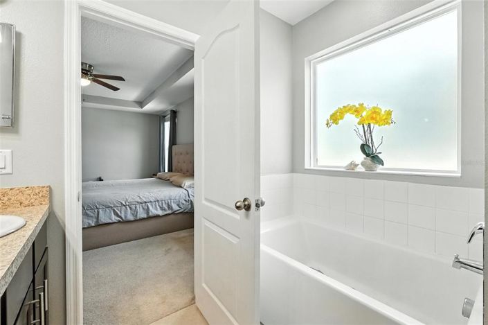 Image No.13-3 Bed Property for sale