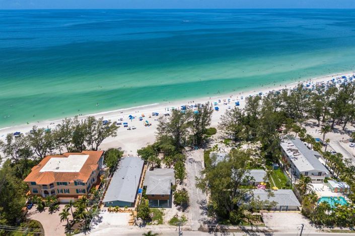 Image No.6-4 Bed Property for sale