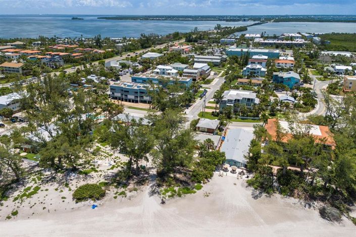 Image No.9-4 Bed Property for sale