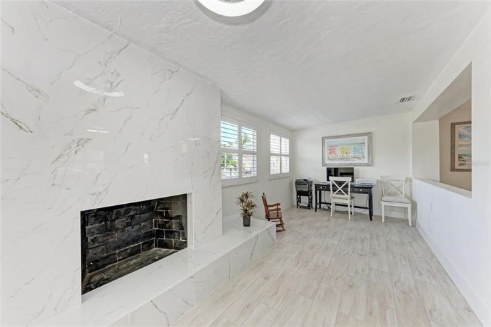 Image No.31-2 Bed Property for sale