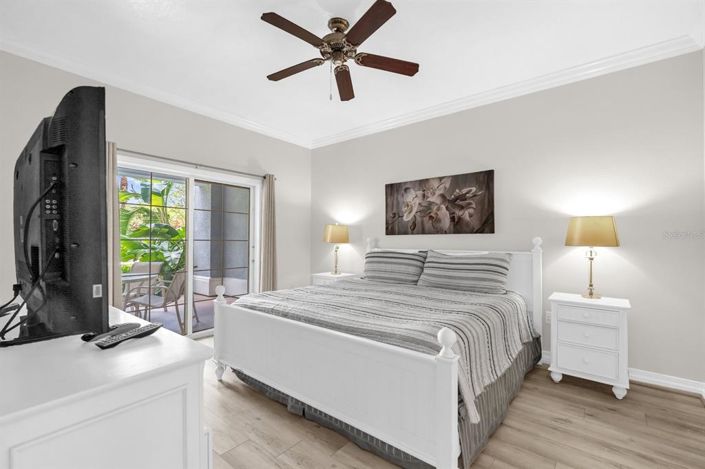 Image No.10-3 Bed Property for sale