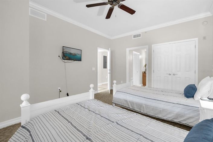 Image No.15-3 Bed Property for sale