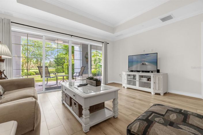 Image No.5-3 Bed Property for sale