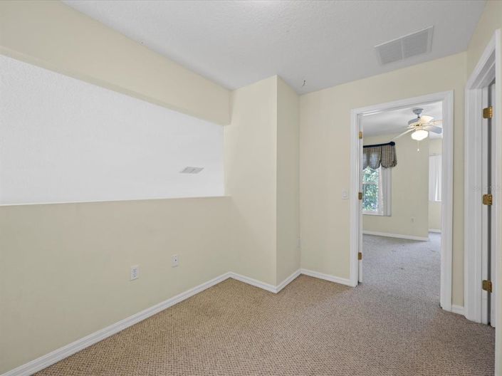 Image No.31-6 Bed Property for sale