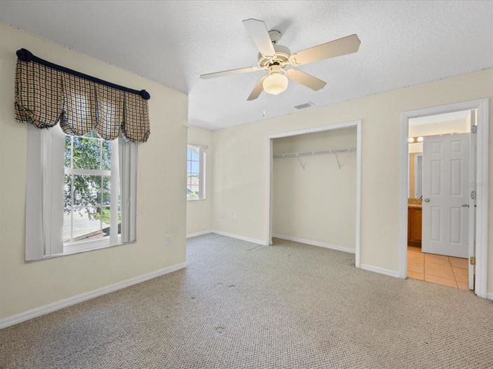 Image No.33-6 Bed Property for sale