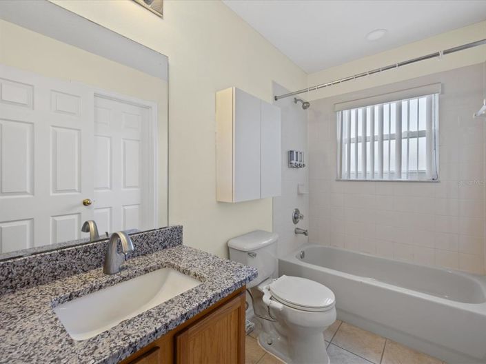 Image No.39-6 Bed Property for sale