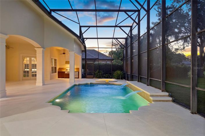 Image No.34-5 Bed Property for sale