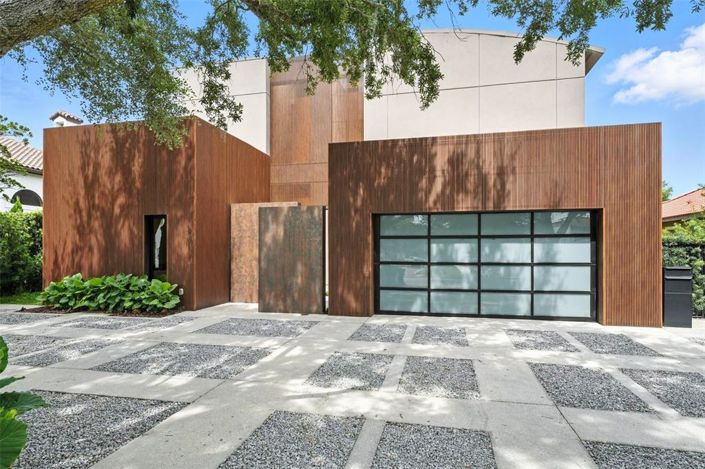 Image No.3-4 Bed Property for sale