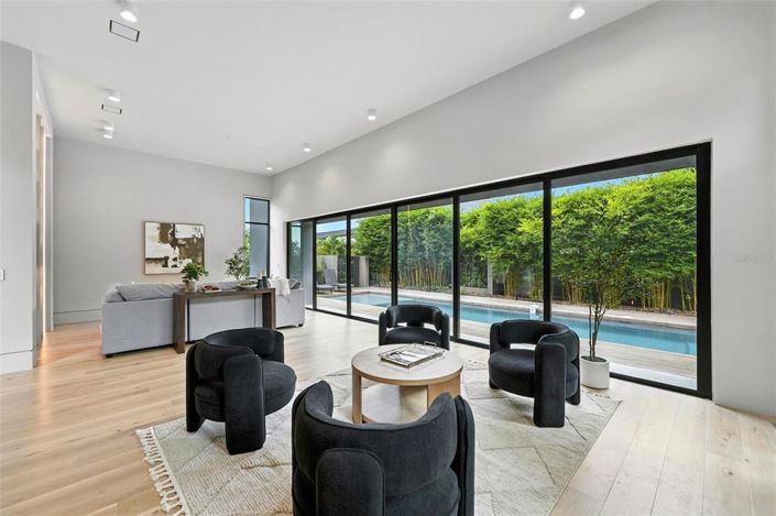 Image No.47-4 Bed Property for sale