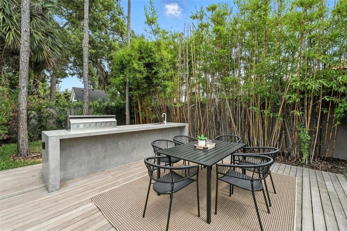 Image No.55-4 Bed Property for sale