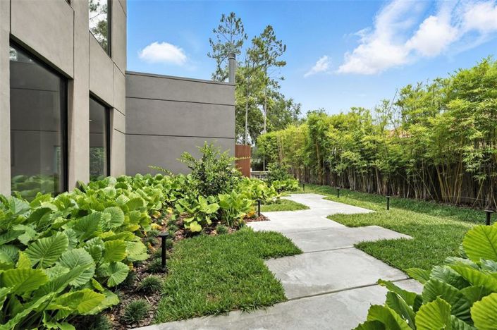 Image No.58-4 Bed Property for sale