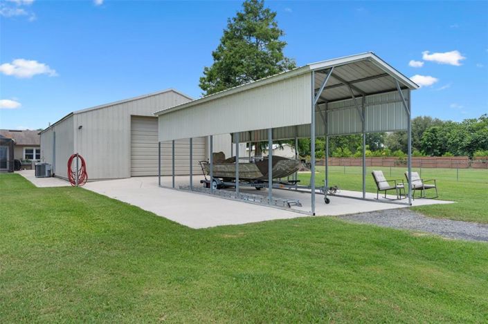 Image No.30-3 Bed Property for sale