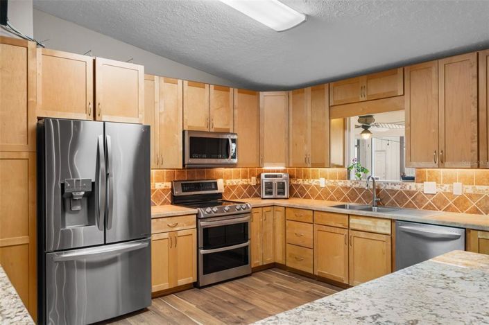 Image No.47-3 Bed Property for sale