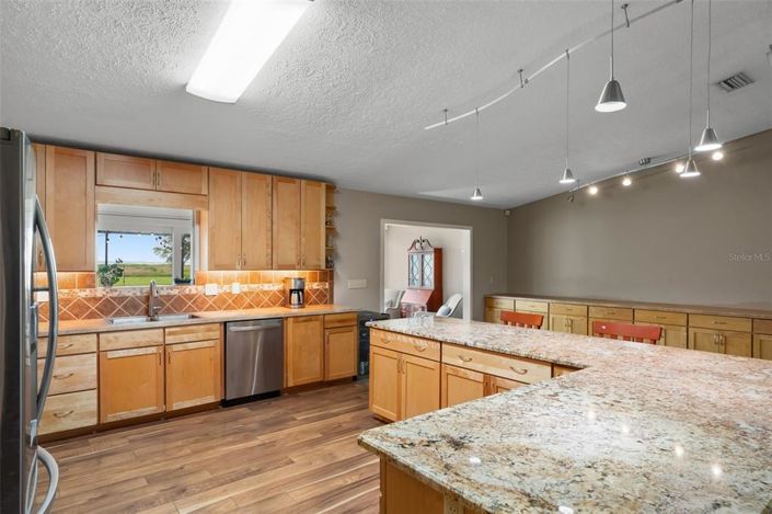 Image No.53-3 Bed Property for sale