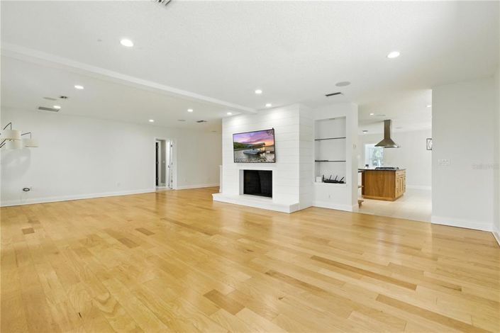 Image No.18-3 Bed Property for sale