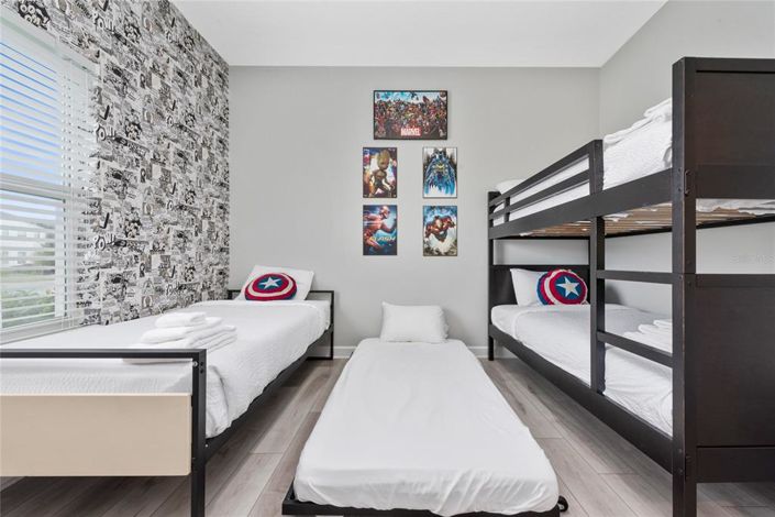 Image No.39-5 Bed Townhouse for sale