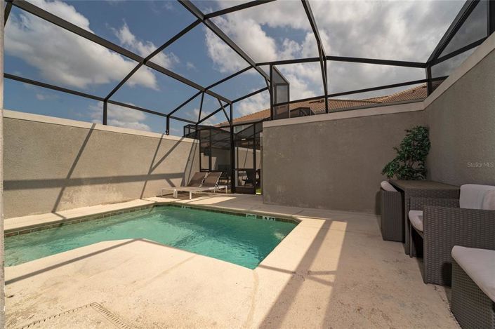 Image No.41-5 Bed Townhouse for sale