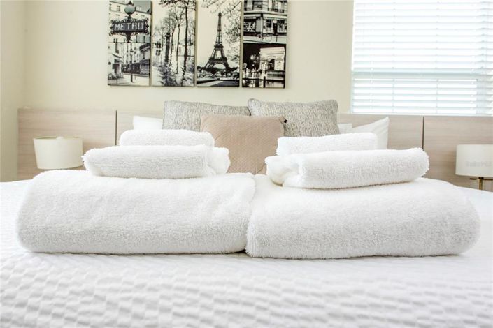 Image No.52-5 Bed Townhouse for sale