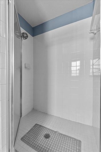 Image No.20-3 Bed Property for sale