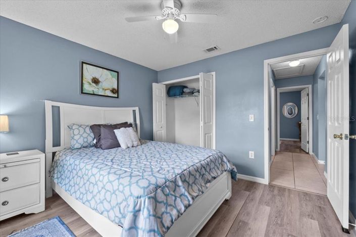 Image No.22-3 Bed Property for sale