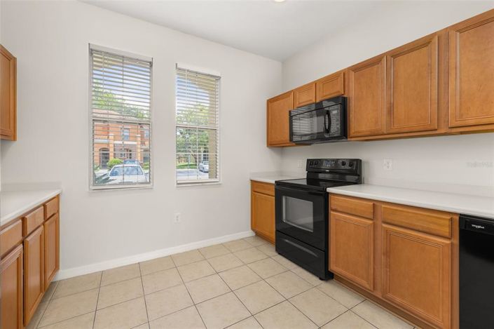 Image No.13-3 Bed Townhouse for sale