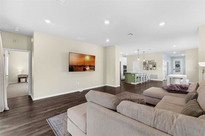 Image No.14-4 Bed Property for sale