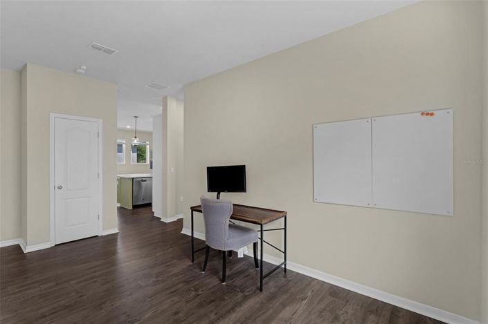 Image No.27-4 Bed Property for sale