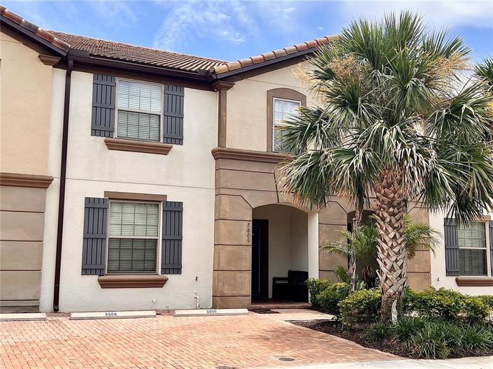 Image No.1-5 Bed Townhouse for sale