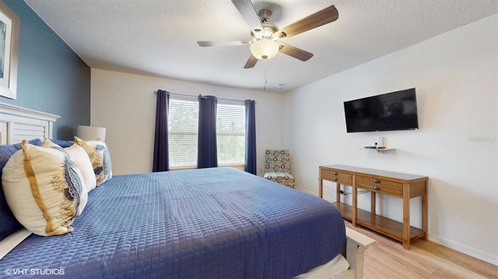 Image No.19-5 Bed Townhouse for sale