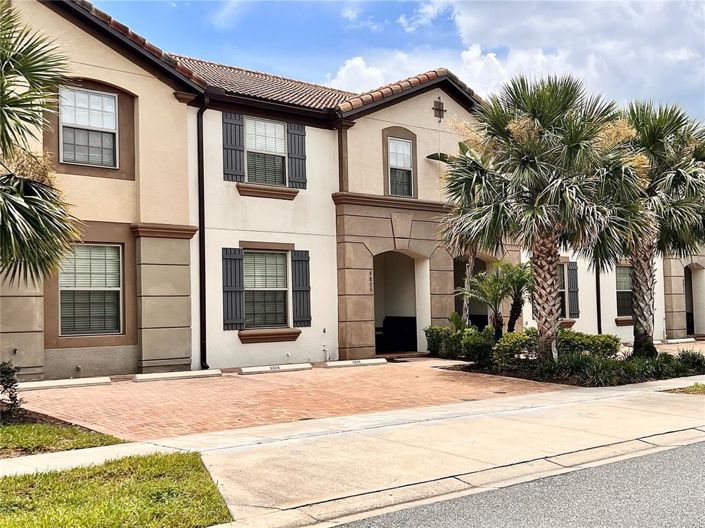 Image No.2-5 Bed Townhouse for sale