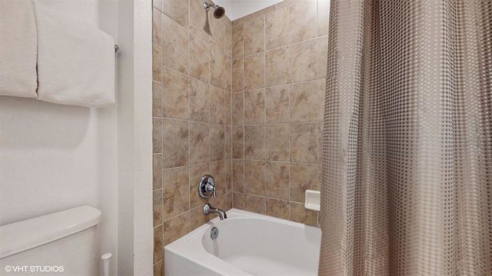 Image No.31-5 Bed Townhouse for sale