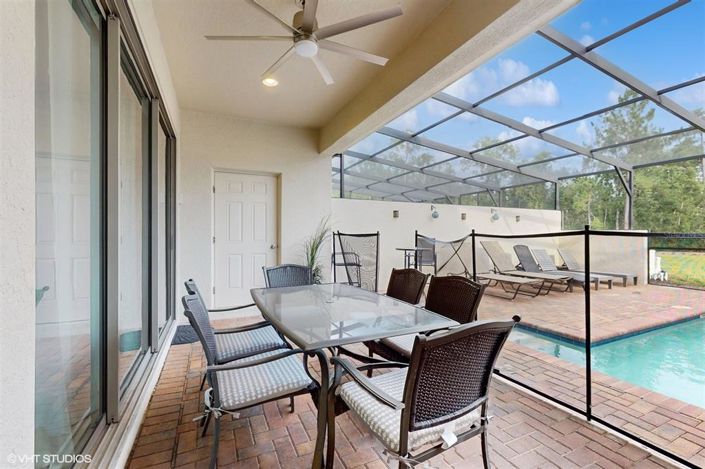 Image No.36-5 Bed Townhouse for sale