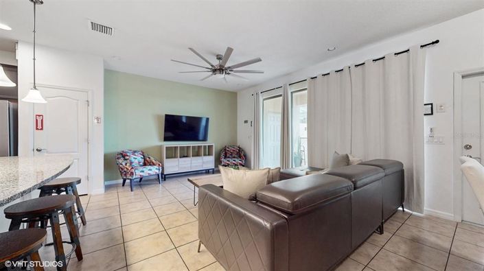 Image No.5-5 Bed Townhouse for sale