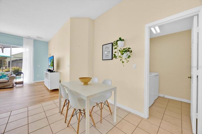 Image No.9-5 Bed Property for sale