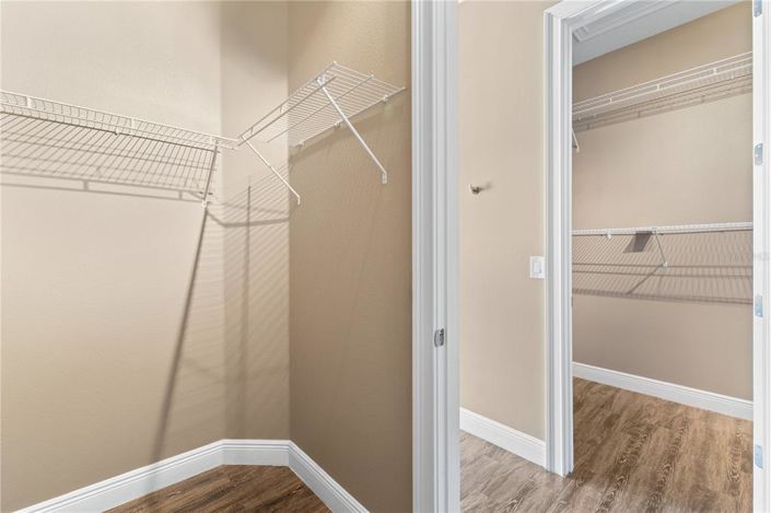 Image No.23-5 Bed Property for sale