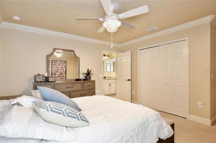 Image No.27-4 Bed Property for sale