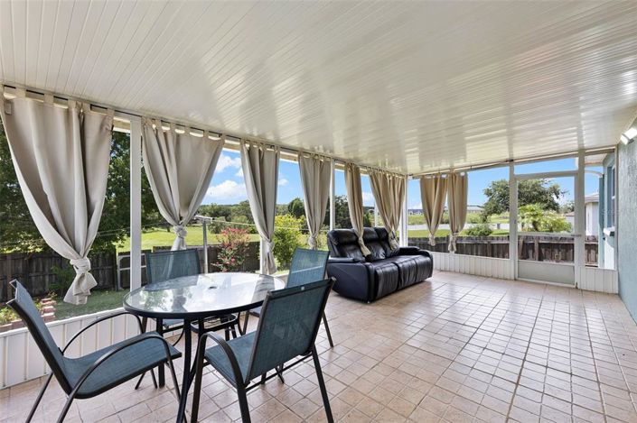 Image No.18-4 Bed Property for sale