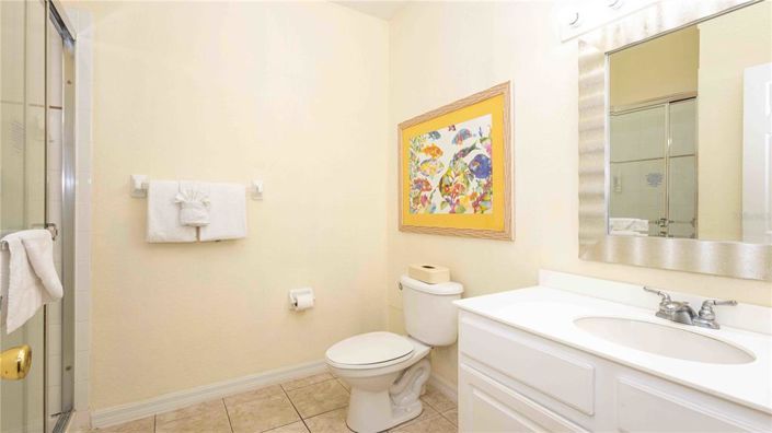 Image No.12-3 Bed Property for sale