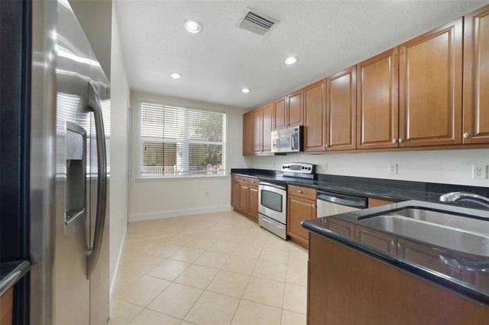 Image No.7-3 Bed Property for sale