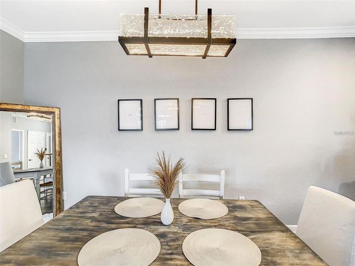 Image No.10-2 Bed Property for sale