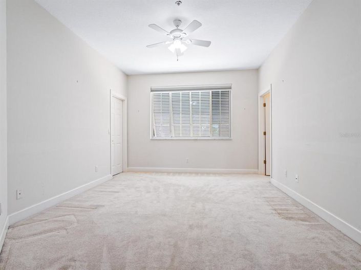 Image No.28-3 Bed Property for sale