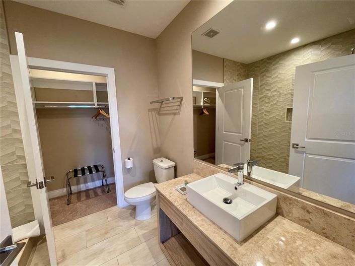 Image No.24-4 Bed Townhouse for sale