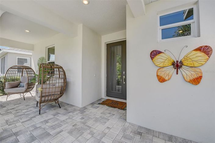 Image No.15-6 Bed Property for sale