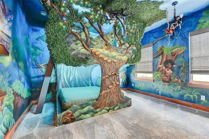 Image No.48-6 Bed Property for sale