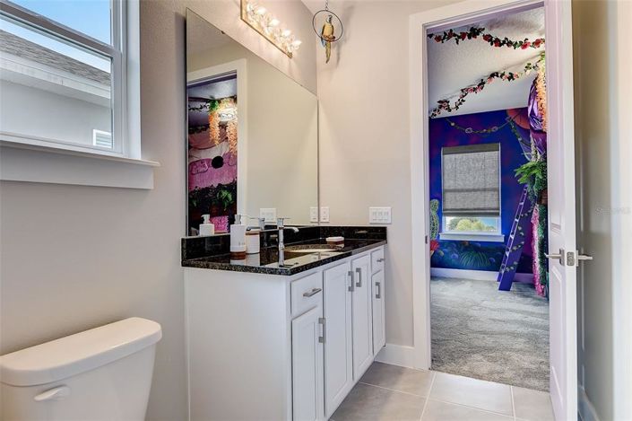 Image No.52-6 Bed Property for sale