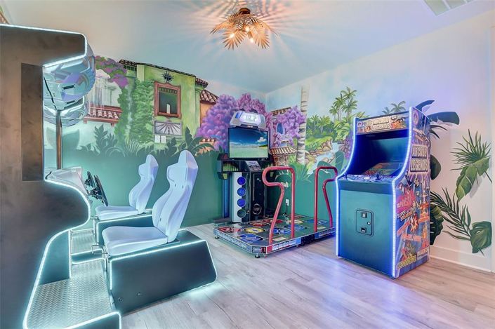 Image No.6-6 Bed Property for sale