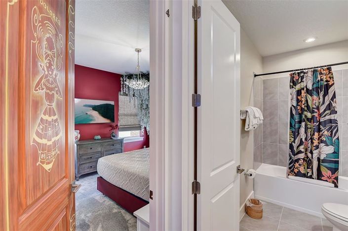 Image No.60-6 Bed Property for sale